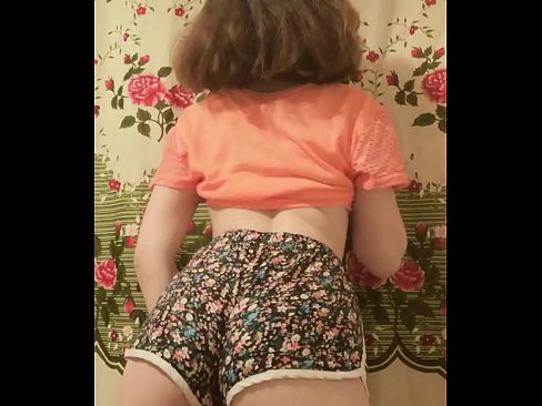 ❤️ Сексуальна молода красуня знімає шорти на камеру ❤️❌ Російське порно на uk.sfera-uslug39.ru ❤
